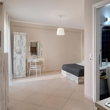 Stayinn Luxury Apartments Nea Kallikrateia Buitenkant foto